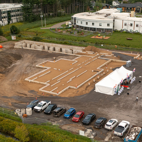 Travaux d'excavation projet Pavillon de soins palliatifs &agrave; Saint-Charles-Borrom&eacute;e.