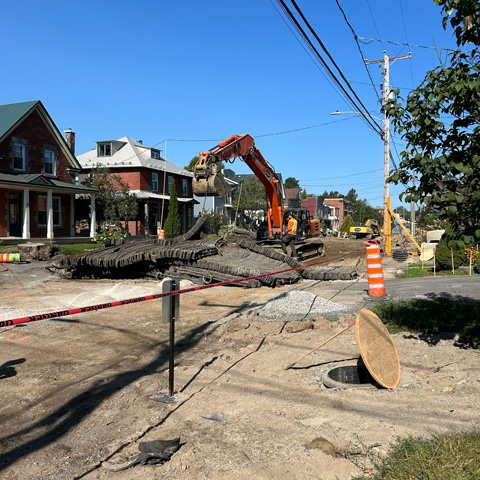 Travaux d'excavation et mise en place d'&eacute;gouts &agrave; Ste-Th&eacute;r&egrave;se