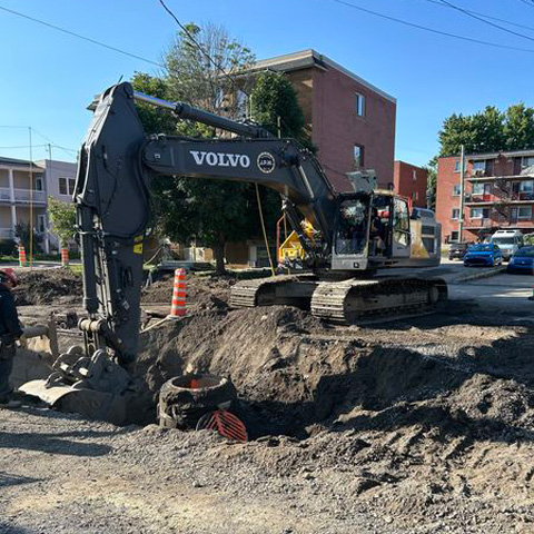 Travaux d'excavation sur les rues Morris et Viau &agrave; Ste-Th&eacute;r&egrave;se